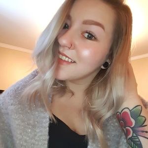 Meet your Posher, Tiffany